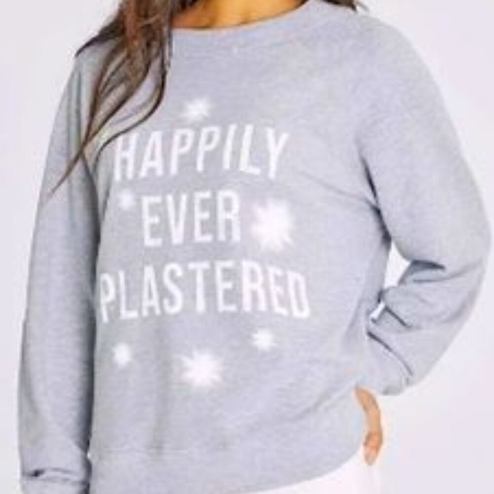 WILDFOX Happily Ever Plastered Cozy Vintagy Sommers French Terry Sweatshirt
